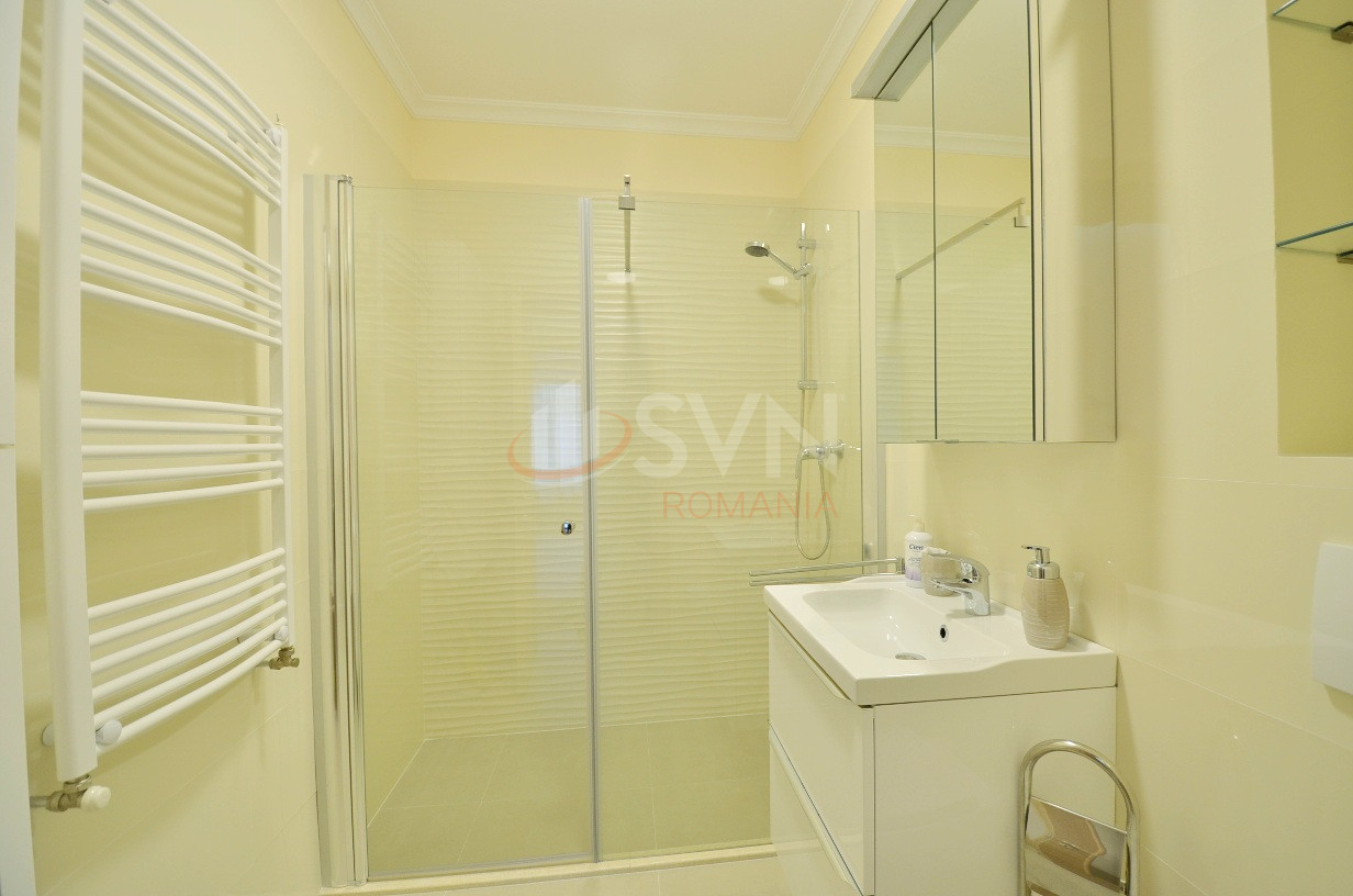 Apartament, 4 camere Bucuresti/Barbu Vacarescu