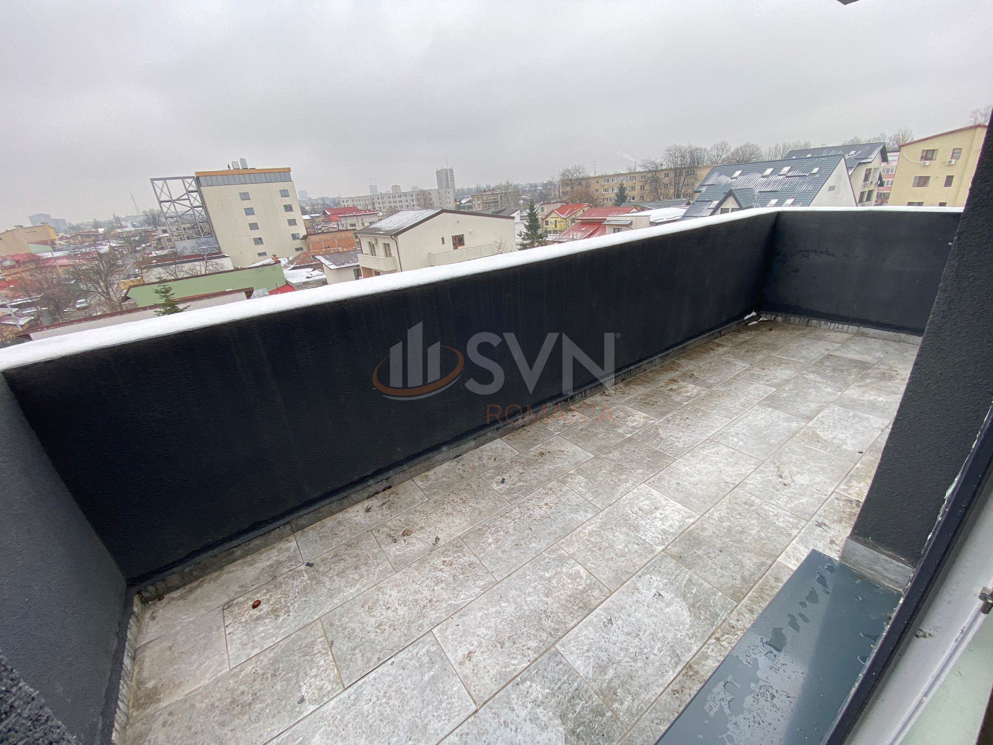 Apartament, 4 camere Bucuresti/Giulesti