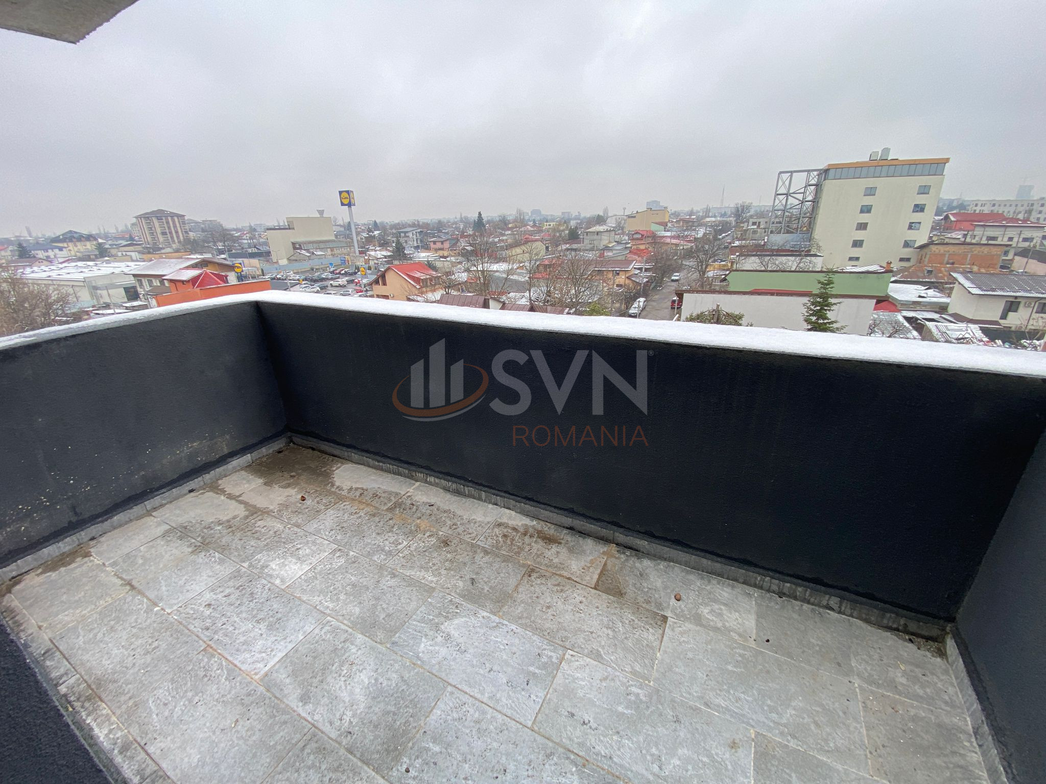 Apartament, 4 camere Bucuresti/Giulesti