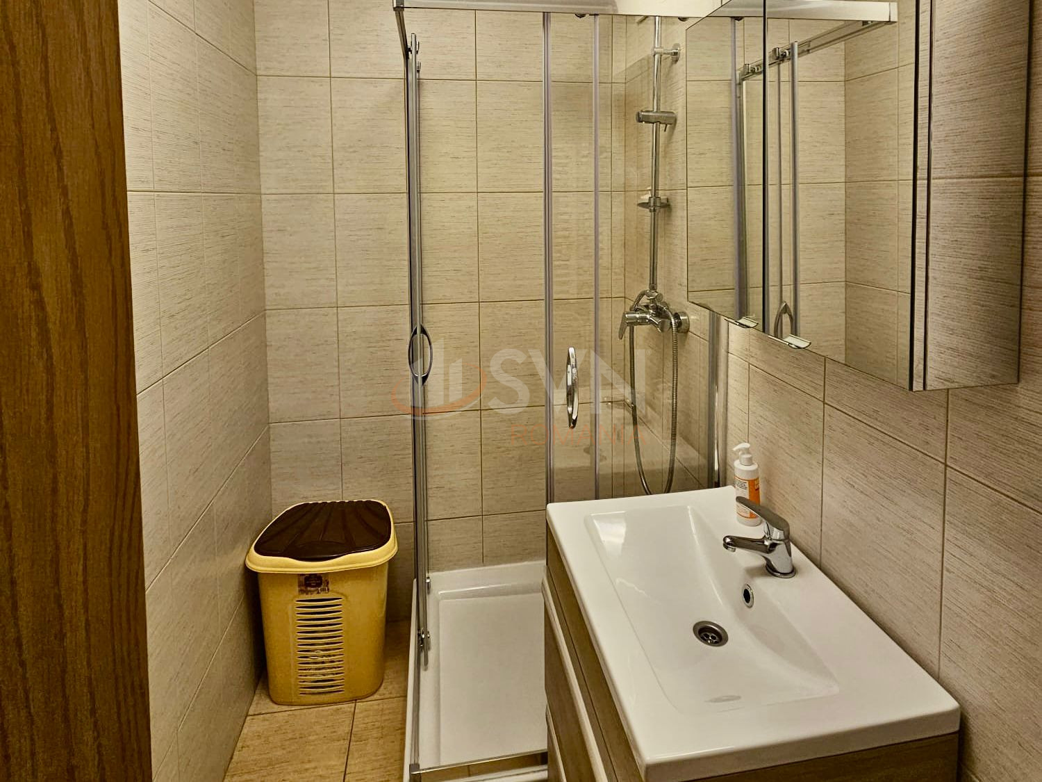 Apartament, 4 camere Bucuresti/Turda