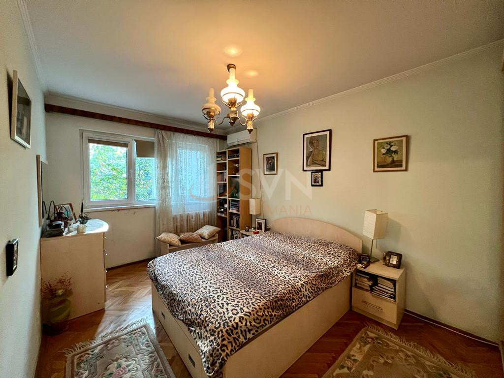 Apartament, 4 camere Bucuresti/Titan