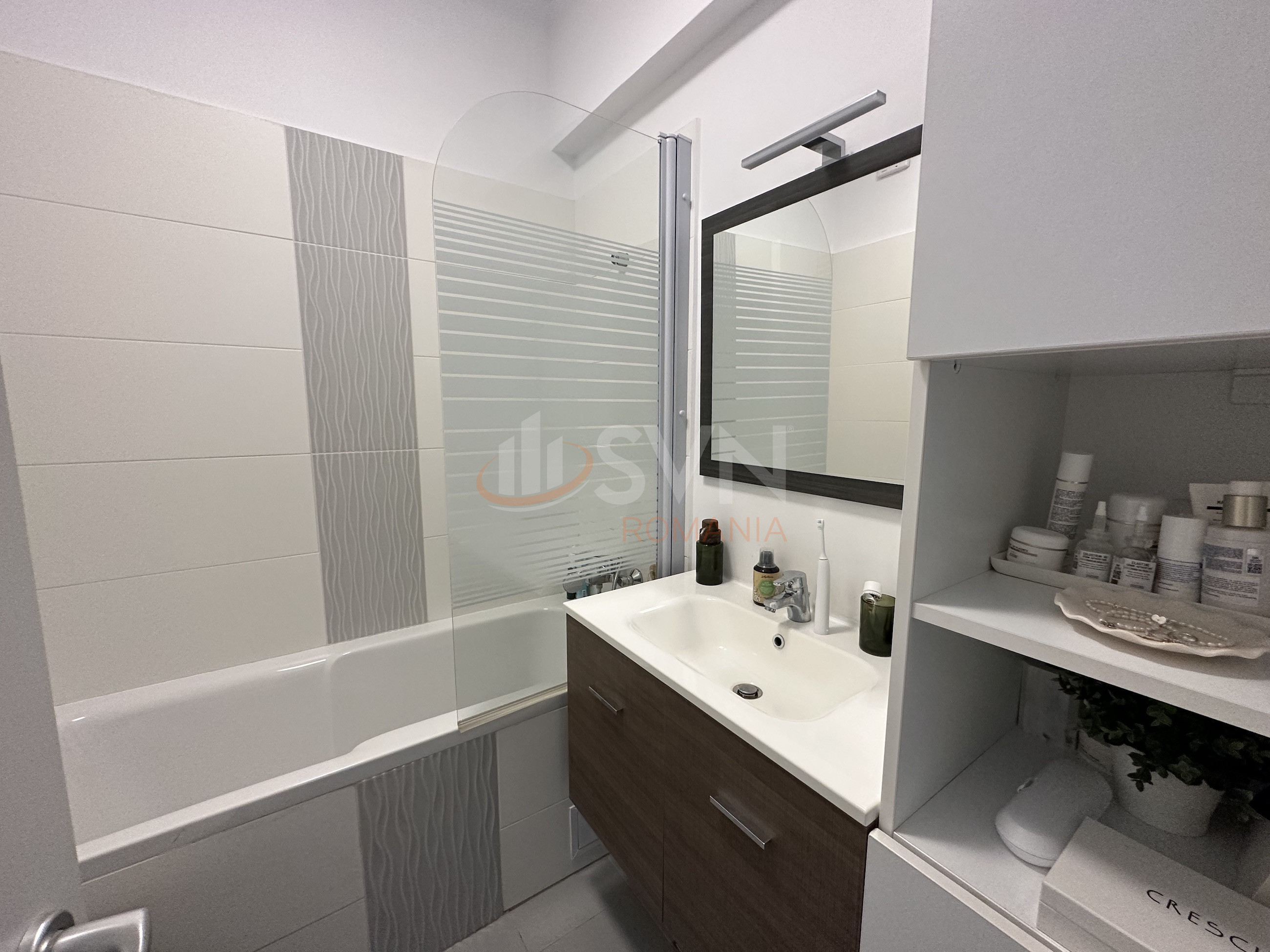 Apartament, 4 camere Bucuresti/Sisesti