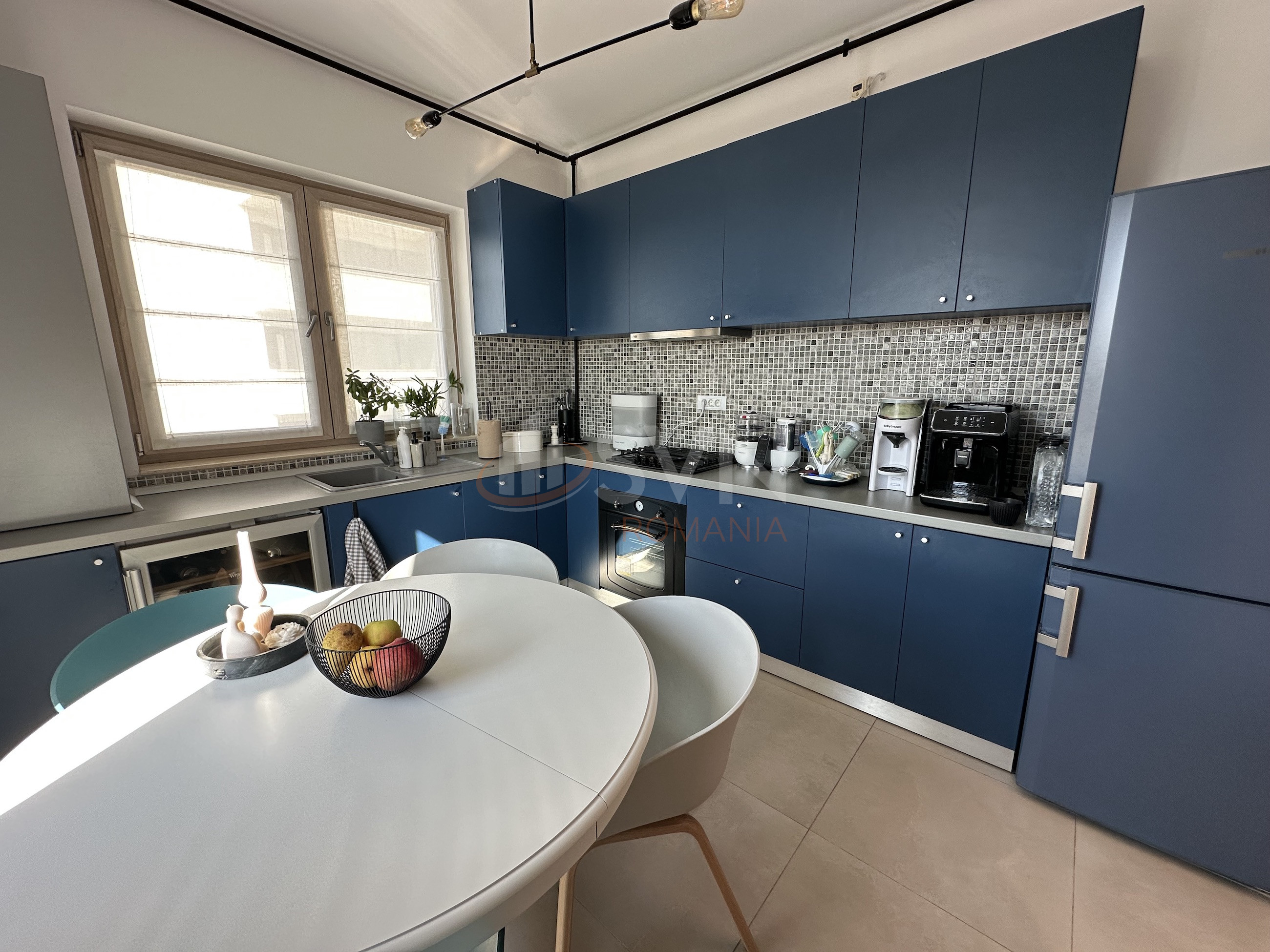 Apartament, 4 camere Bucuresti/Sisesti