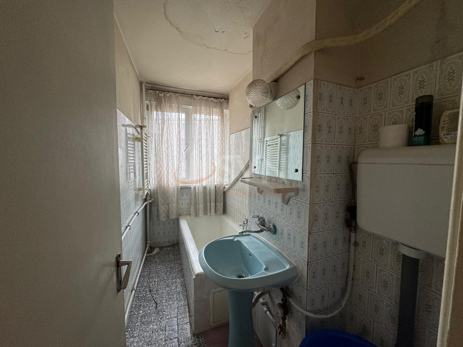 Apartament, 4 camere Bucuresti/P-ta Universitatii