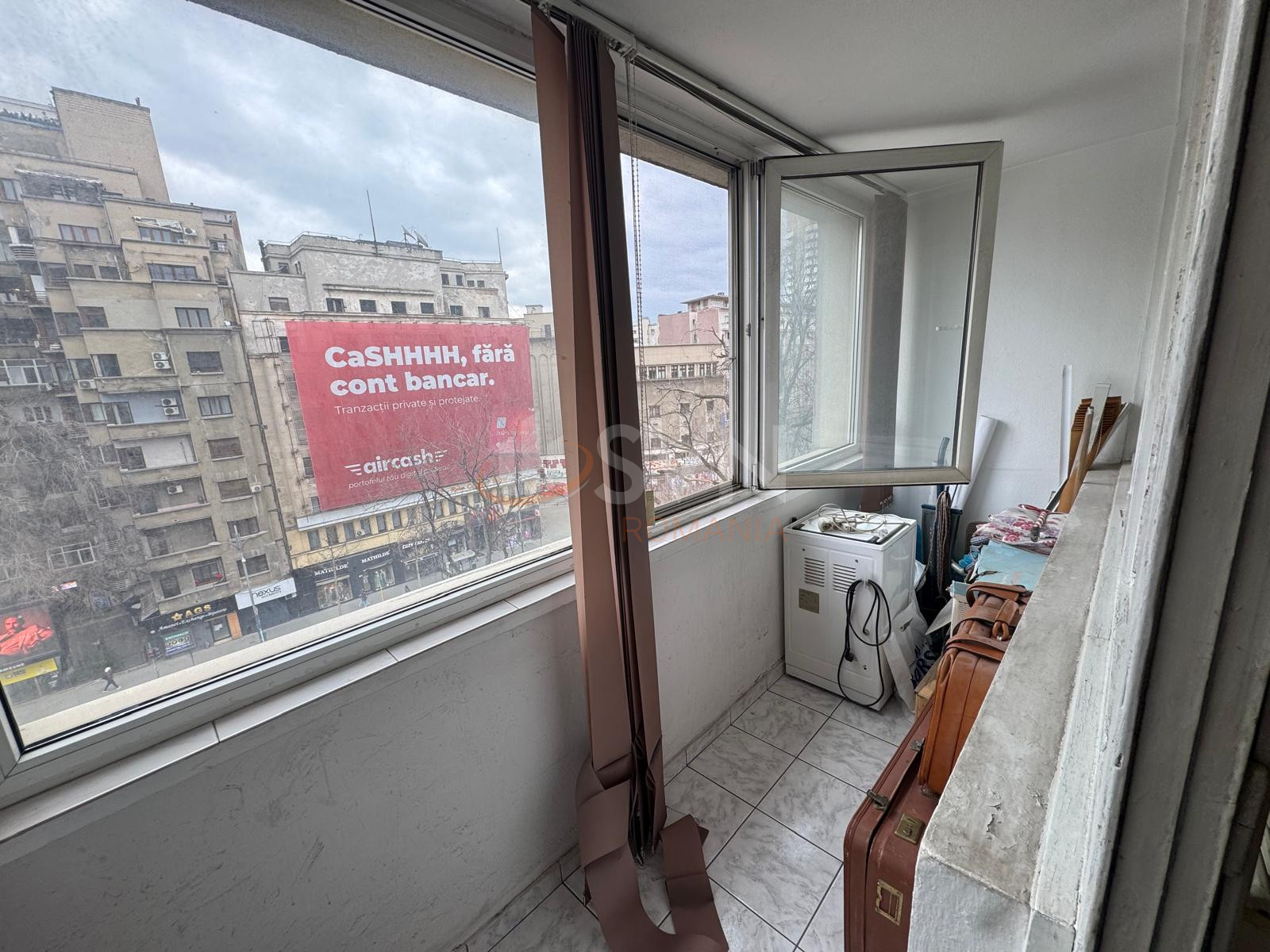 Apartament, 4 camere Bucuresti/P-ta Universitatii