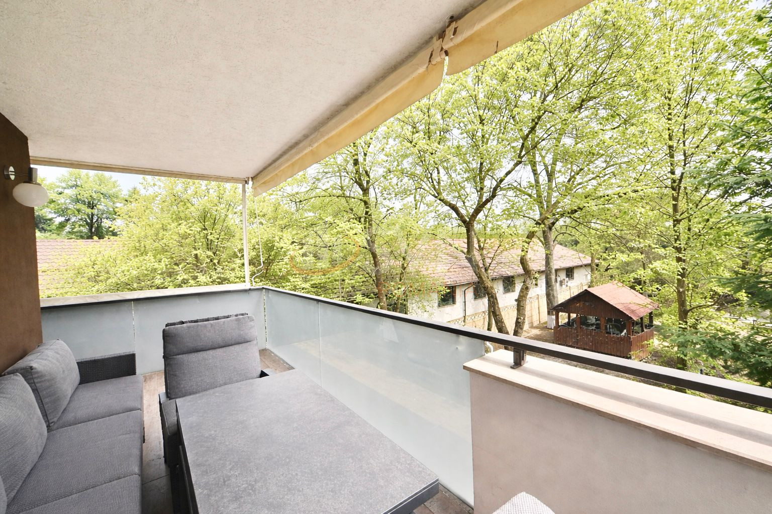 Apartament, 4 camere Bucuresti/Iancu Nicolae