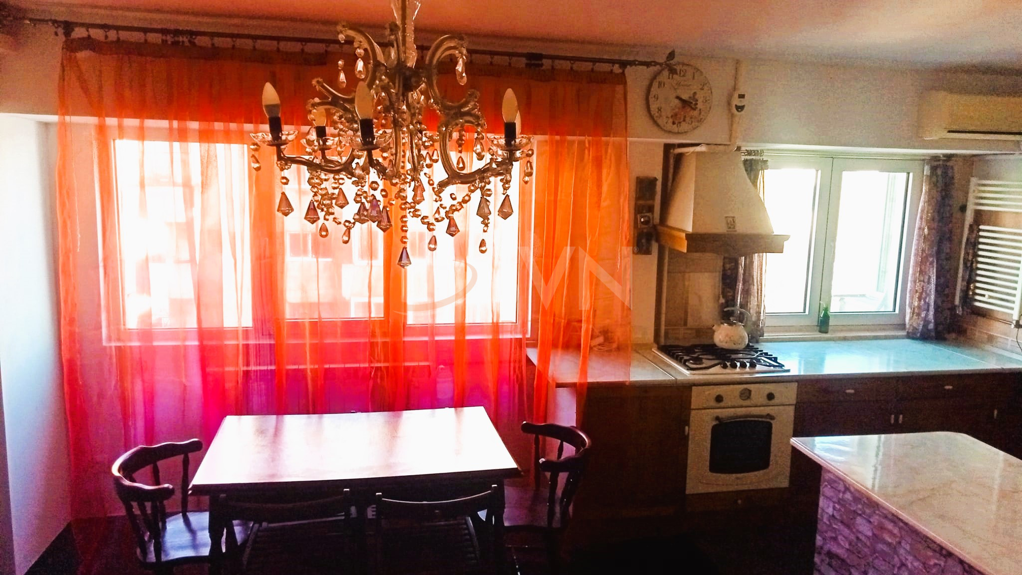 Apartament, 4 camere Bucuresti/Lacul Tei