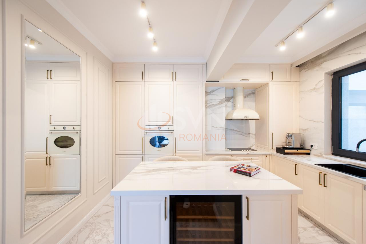 Apartament, 4 camere Bucuresti/Aviatiei