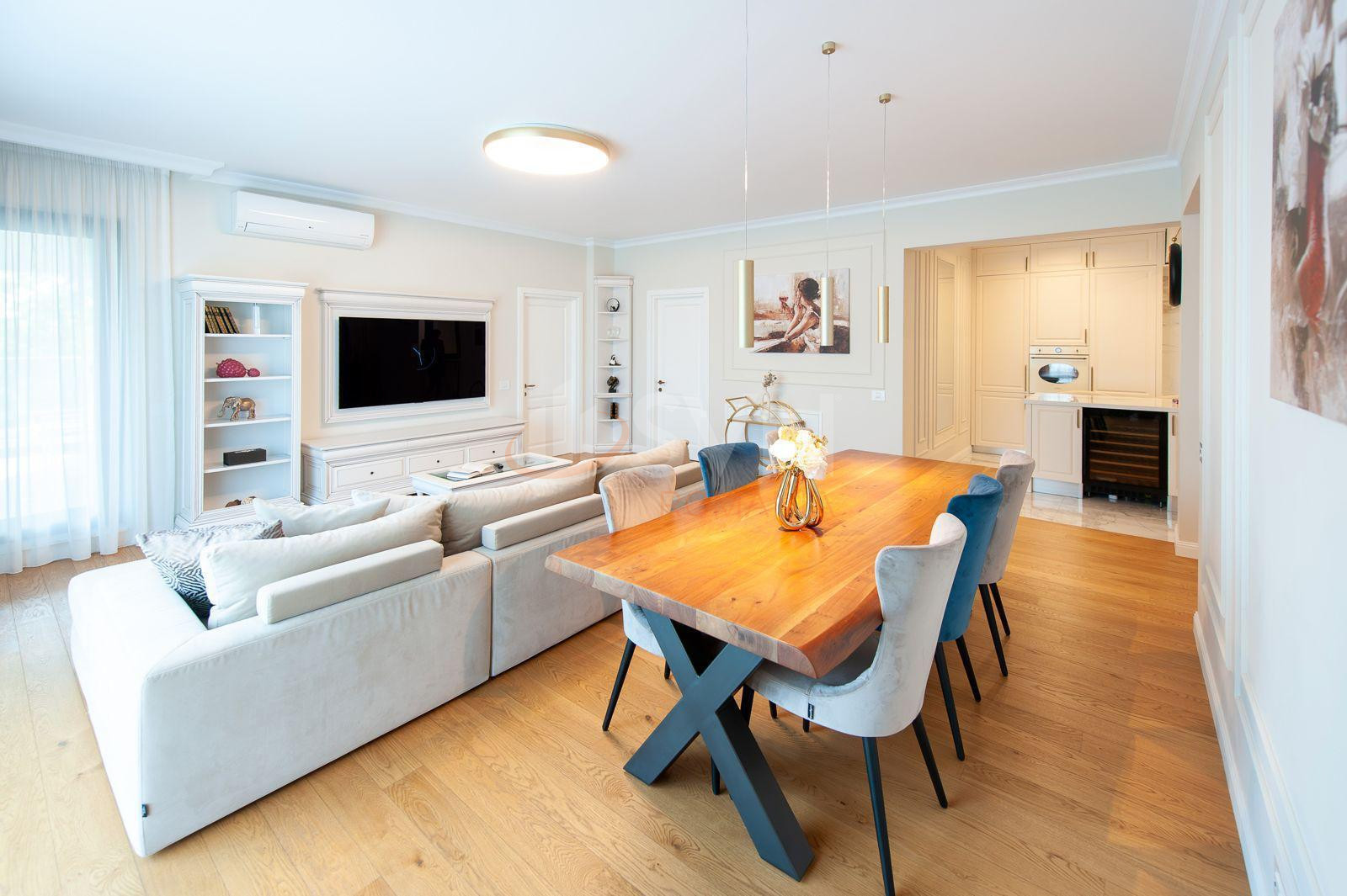 Apartament, 4 camere Bucuresti/Aviatiei