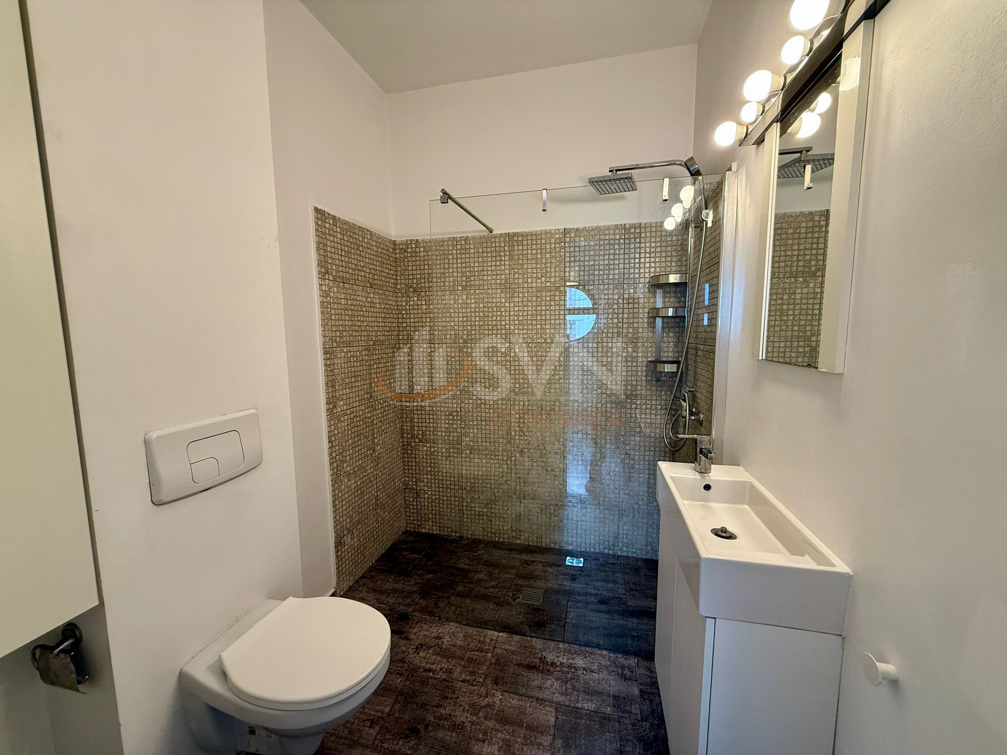 Apartament, 4 camere Bucuresti/Baneasa
