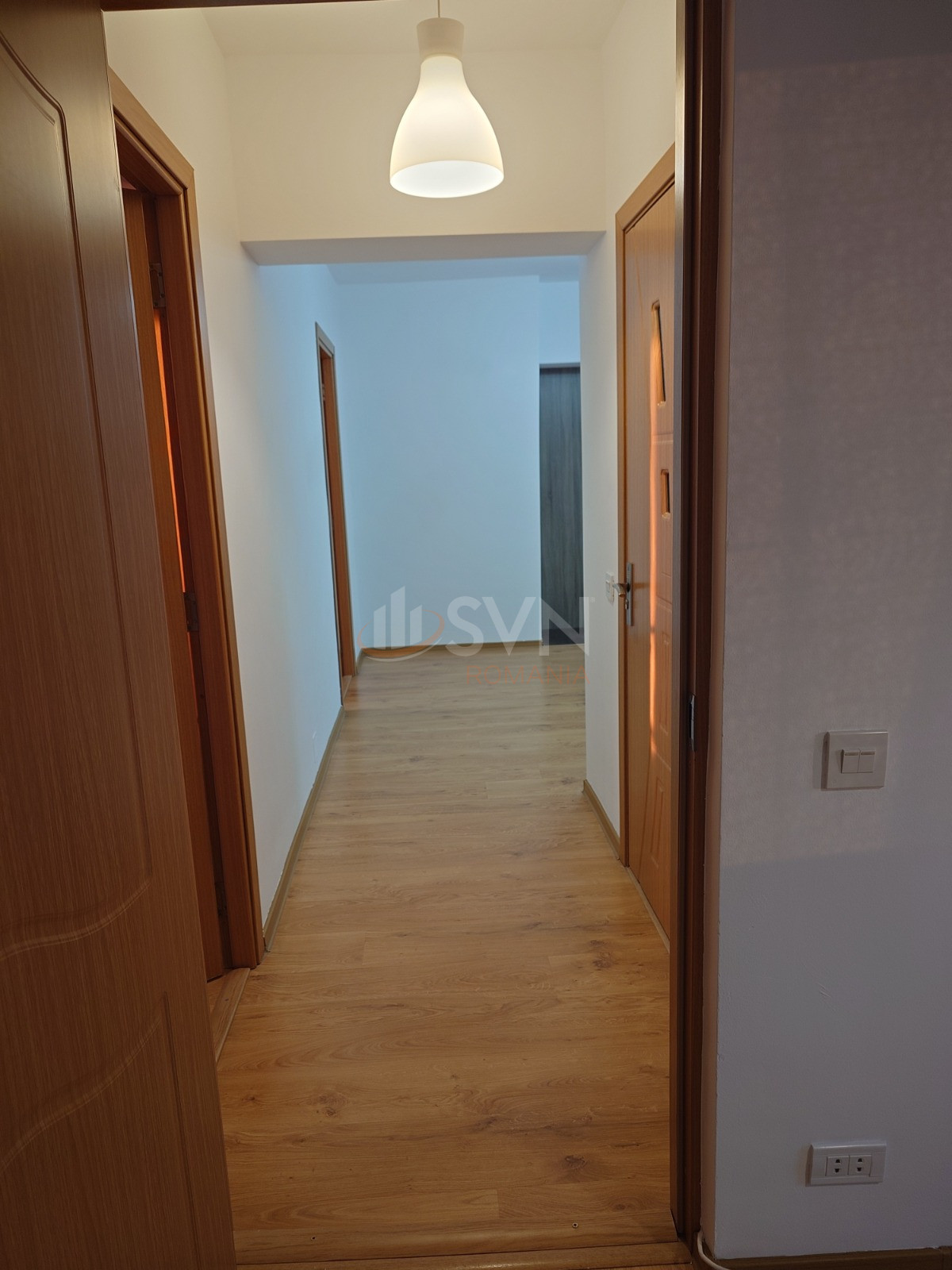 Apartament, 4 camere Bucuresti/Centrul Civic