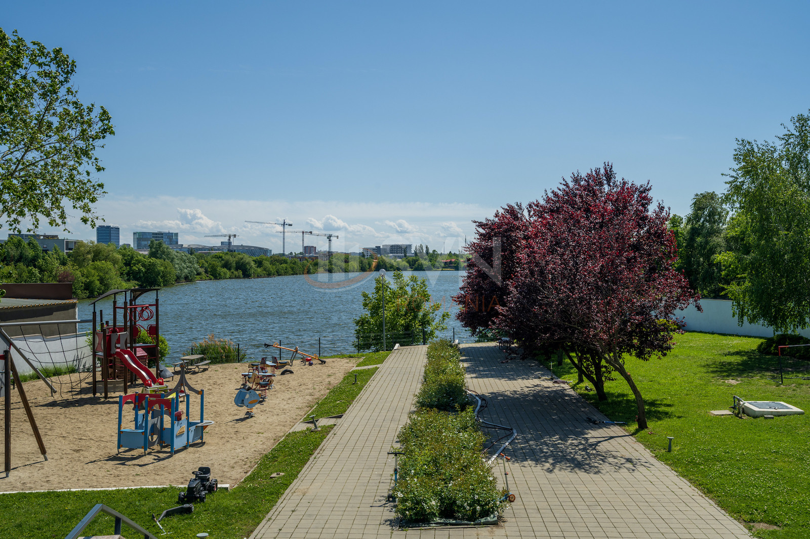 Apartament, 4 camere Bucuresti/Sisesti