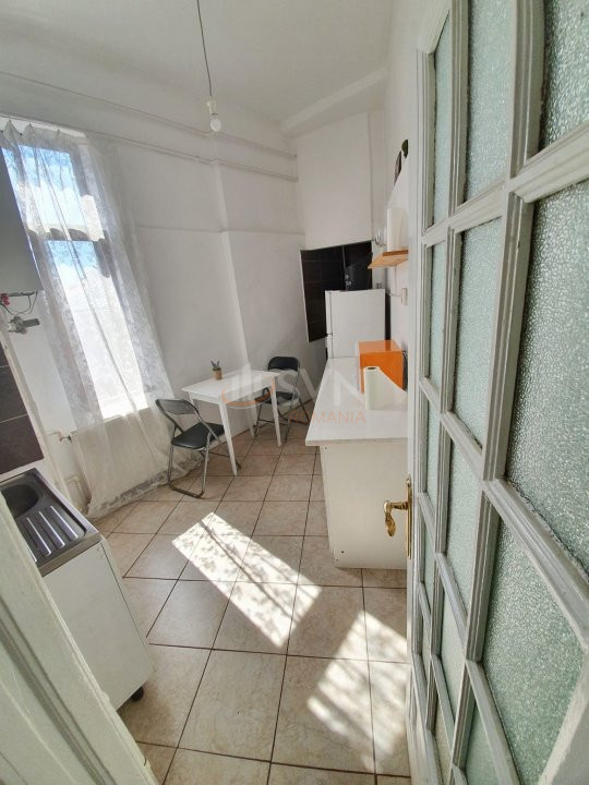 Apartament, 4 camere Bucuresti/Universitate (s1)