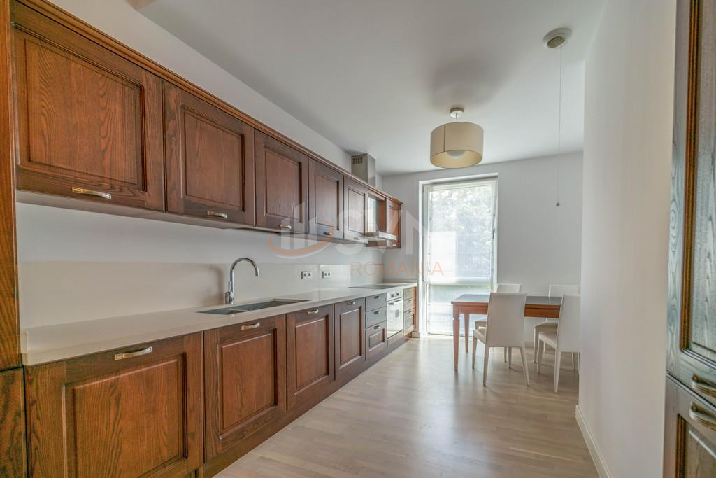 Apartament, 4 camere Bucuresti/Aviatorilor