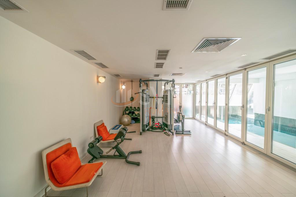 Apartament, 4 camere Bucuresti/Aviatorilor