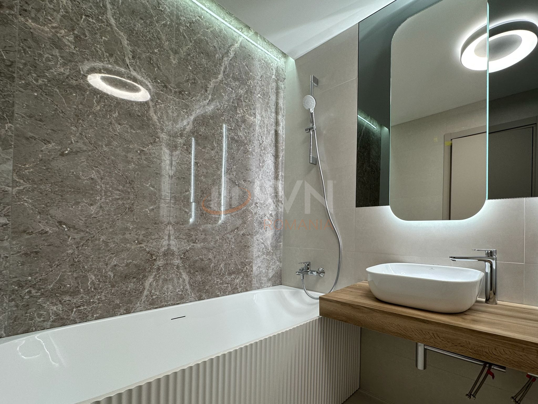Apartament, 4 camere Bucuresti/Iancu Nicolae
