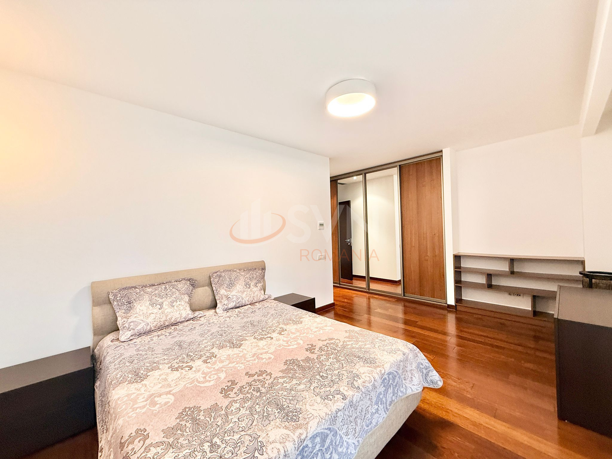 Apartament, 4 camere Bucuresti/Primaverii