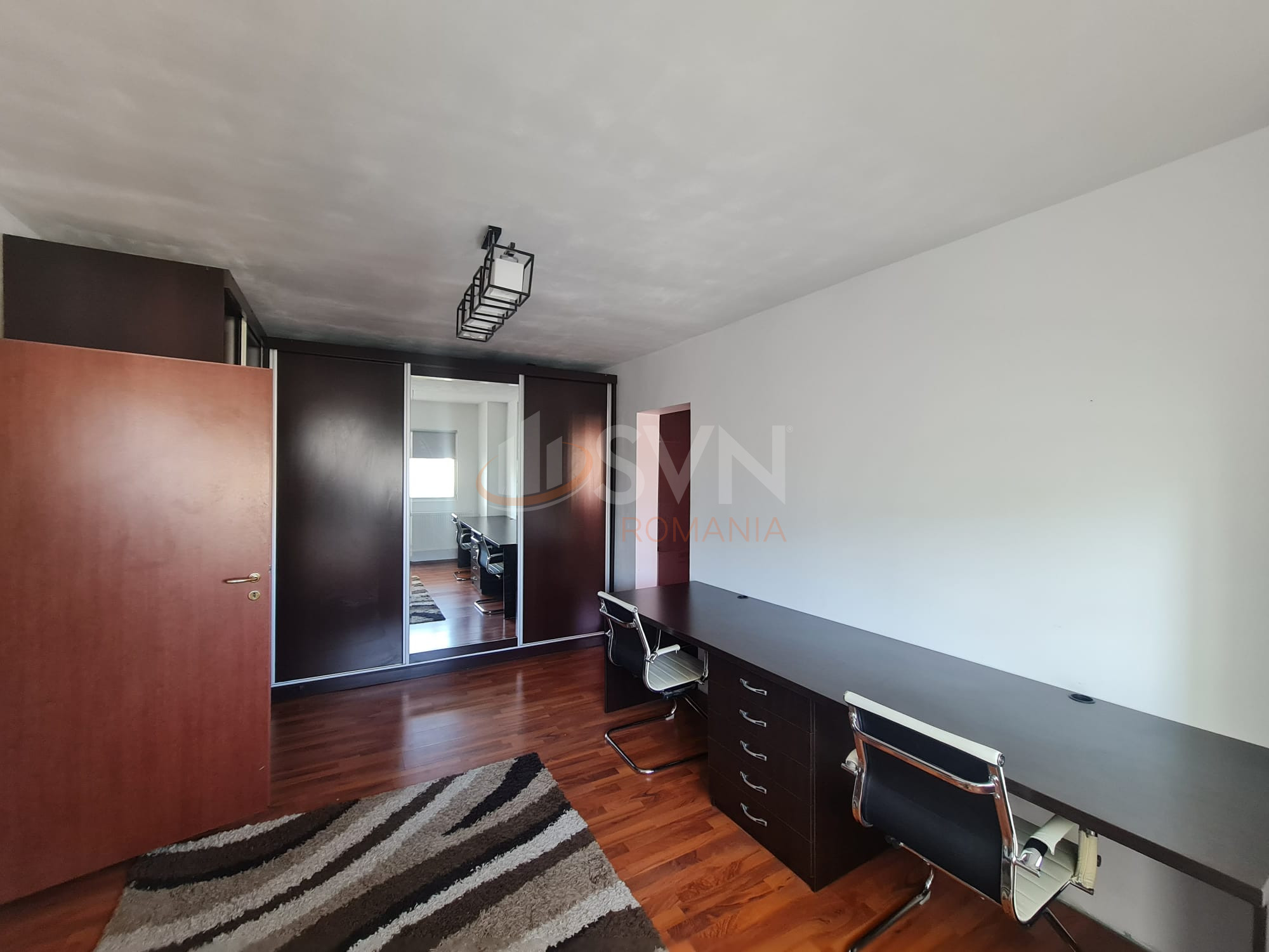 Apartament, 4 camere Bucuresti/Margeanului