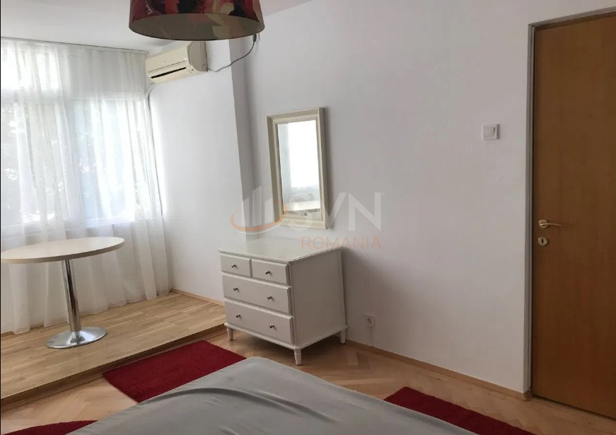 Apartament, 4 camere Bucuresti/Domenii