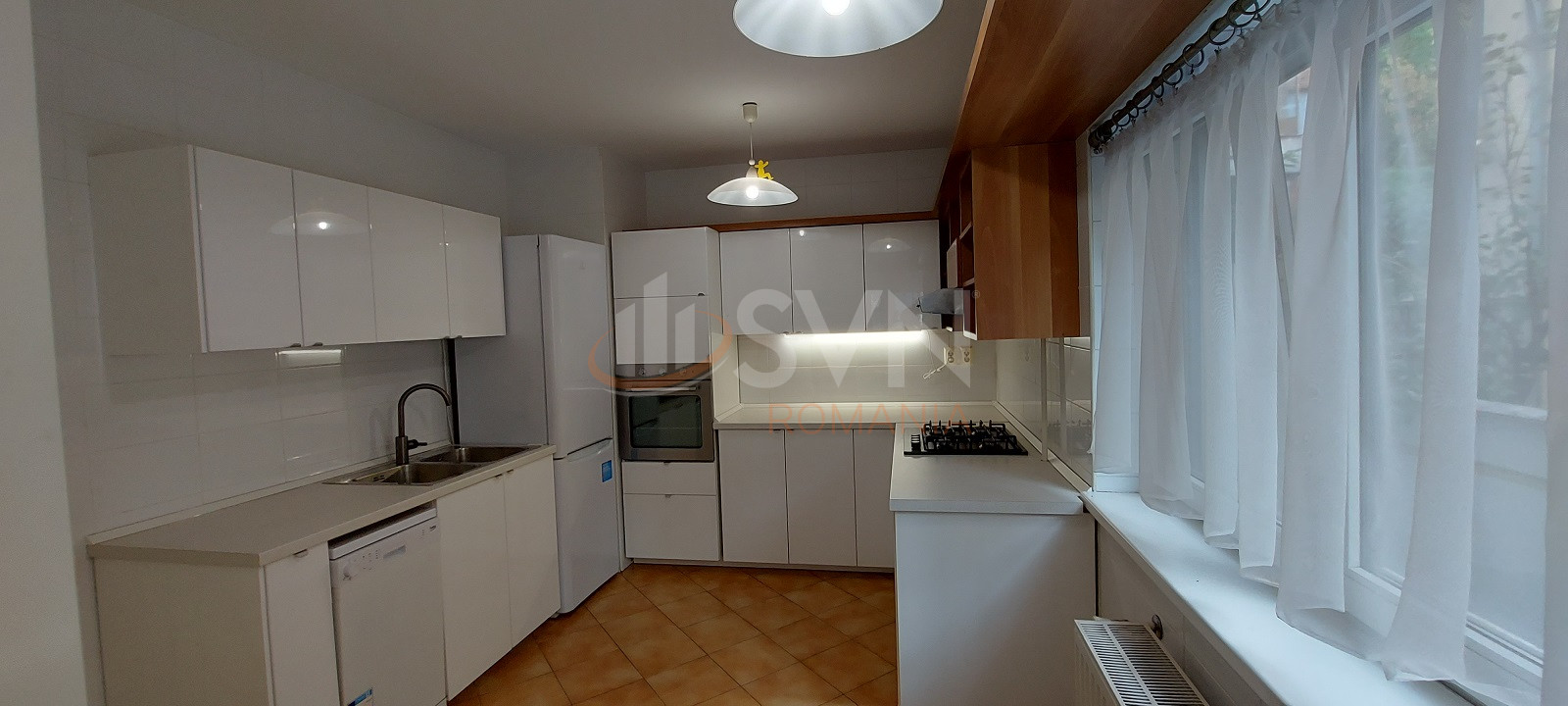 Apartament, 4 camere Bucuresti/Aviatorilor