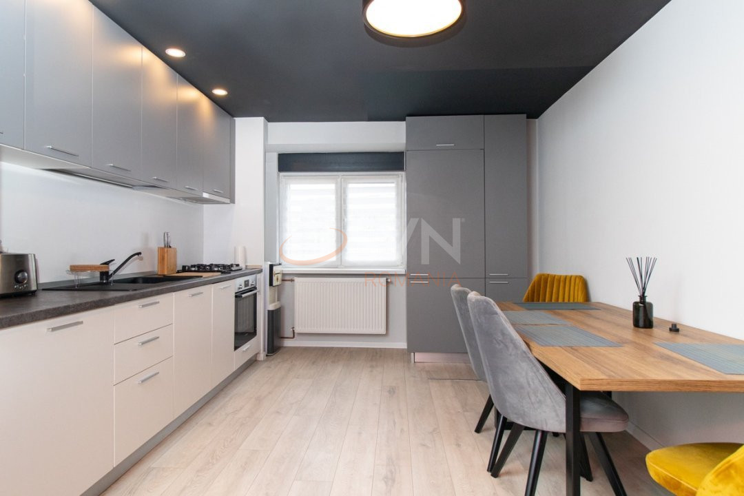 Apartament, 4 camere Bucuresti/Piata Unirii (s3)