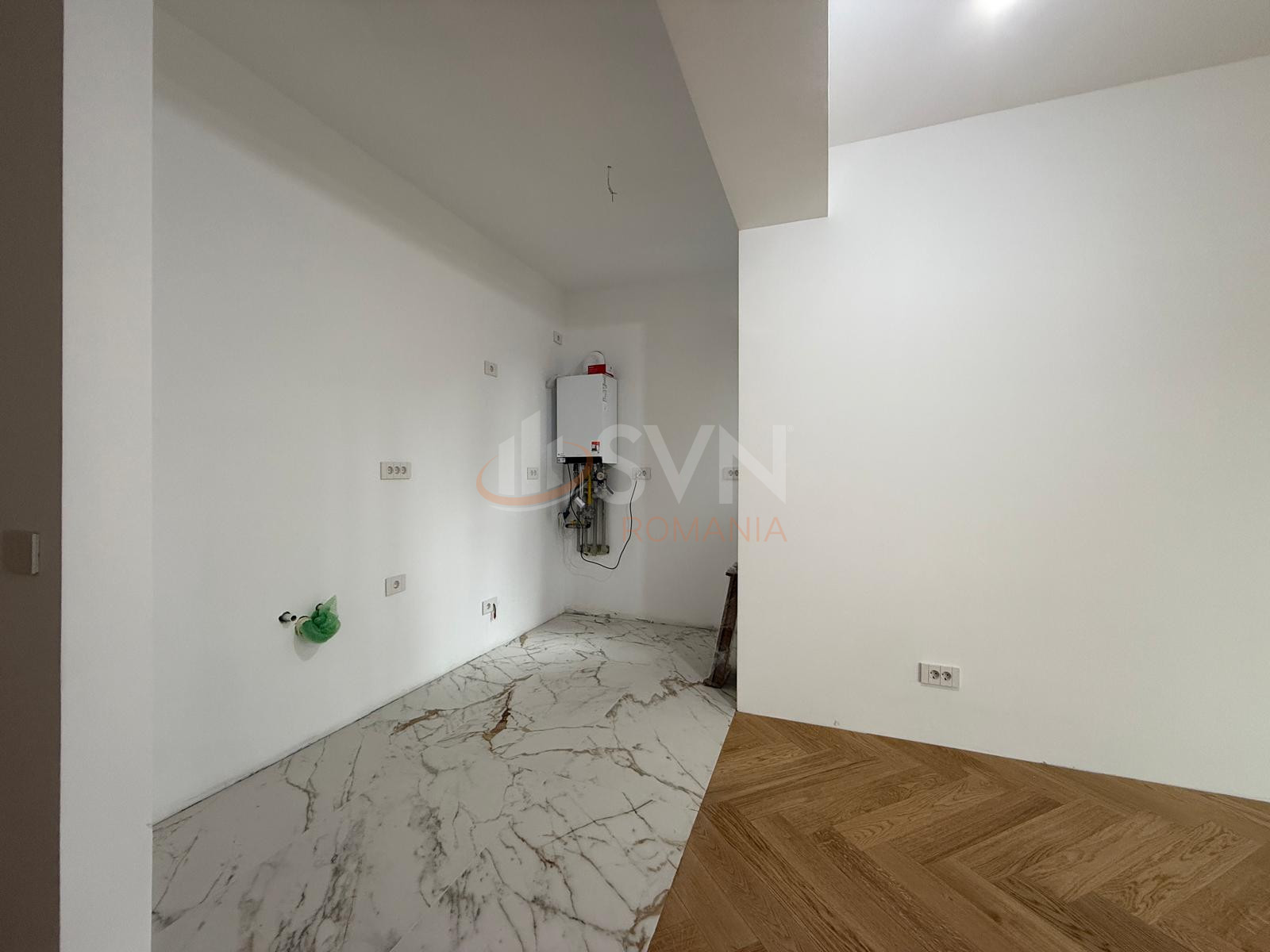 Apartament, 4 camere Prahova/Centru
