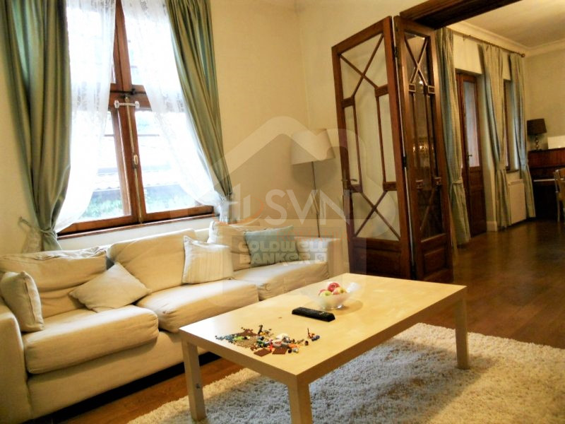 Apartament, 4 camere Bucuresti/P-ta Victoriei