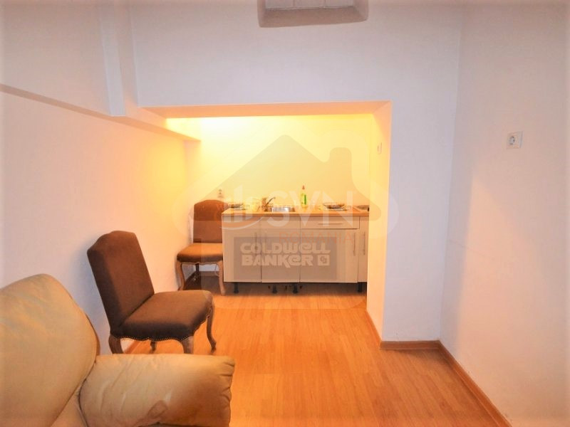 Apartament, 4 camere Bucuresti/P-ta Victoriei