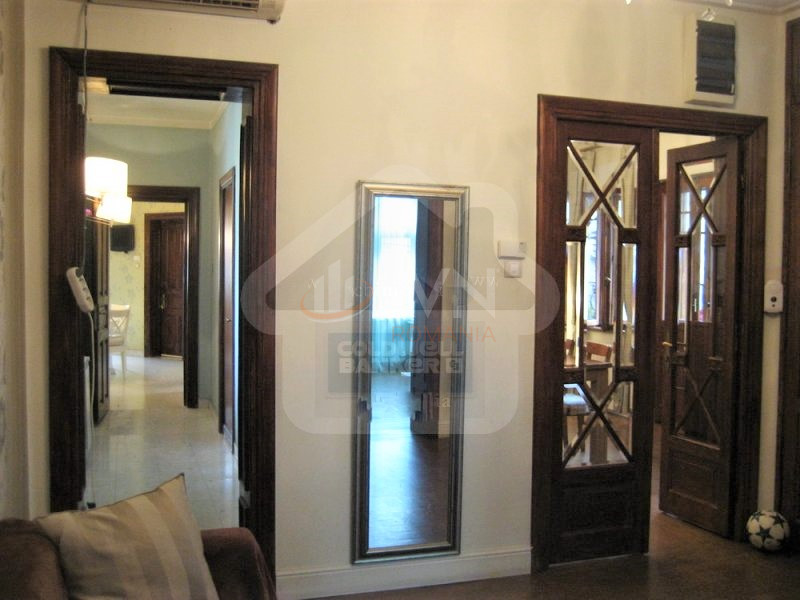 Apartament, 4 camere Bucuresti/P-ta Victoriei