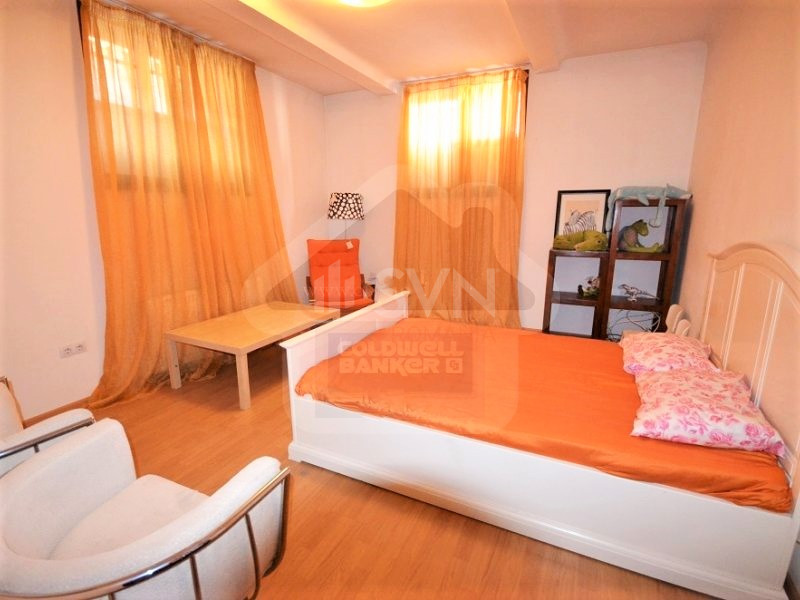 Apartament, 4 camere Bucuresti/P-ta Victoriei
