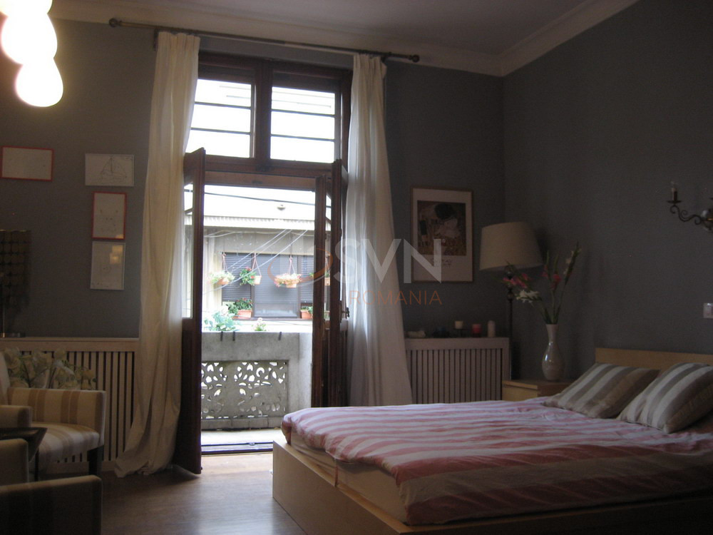 Apartament, 4 camere Bucuresti/P-ta Victoriei