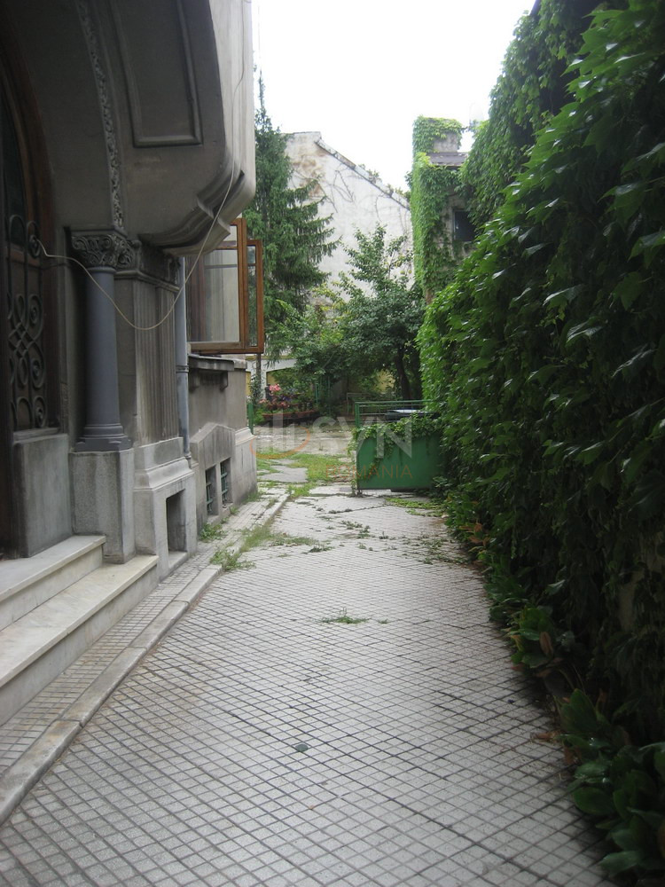 Apartament, 4 camere Bucuresti/P-ta Victoriei