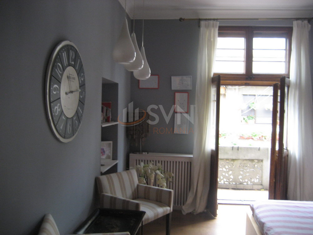 Apartament, 4 camere Bucuresti/P-ta Victoriei