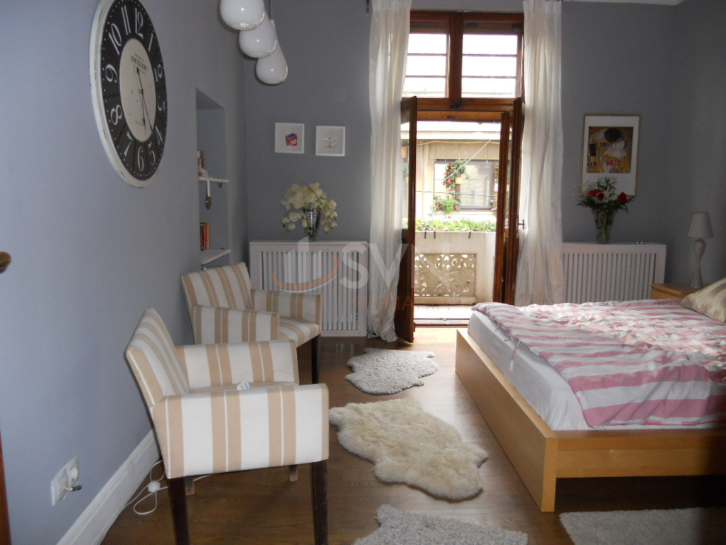 Apartament, 4 camere Bucuresti/P-ta Victoriei