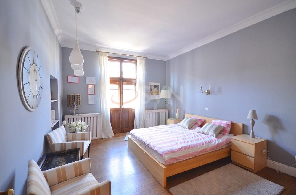 Apartament, 4 camere Bucuresti/P-ta Victoriei