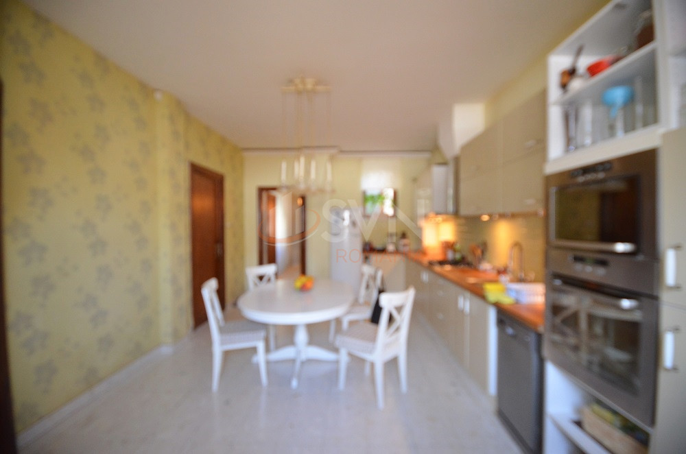 Apartament, 4 camere Bucuresti/P-ta Victoriei