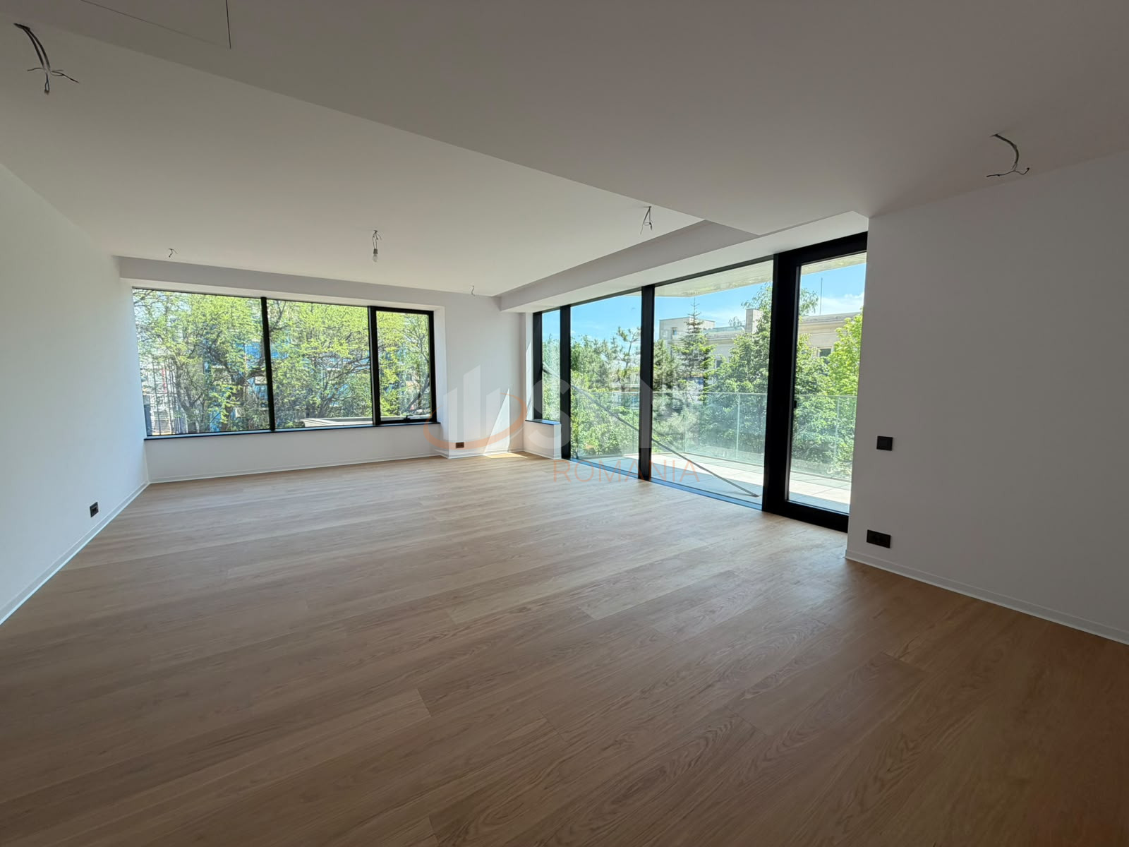 Apartament, 4 camere Bucuresti/Barbu Vacarescu