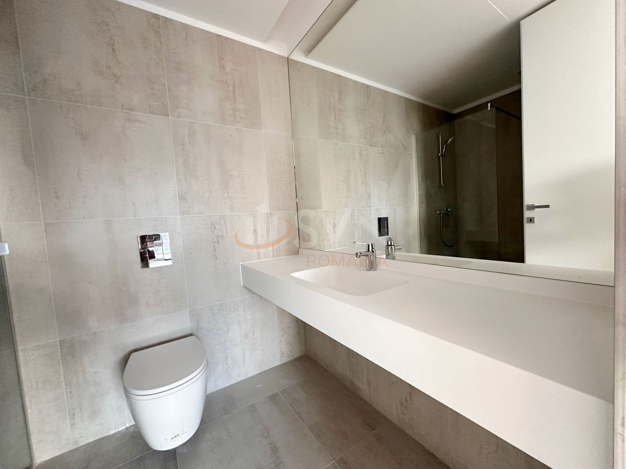 Apartament, 4 camere Bucuresti/Aviatiei