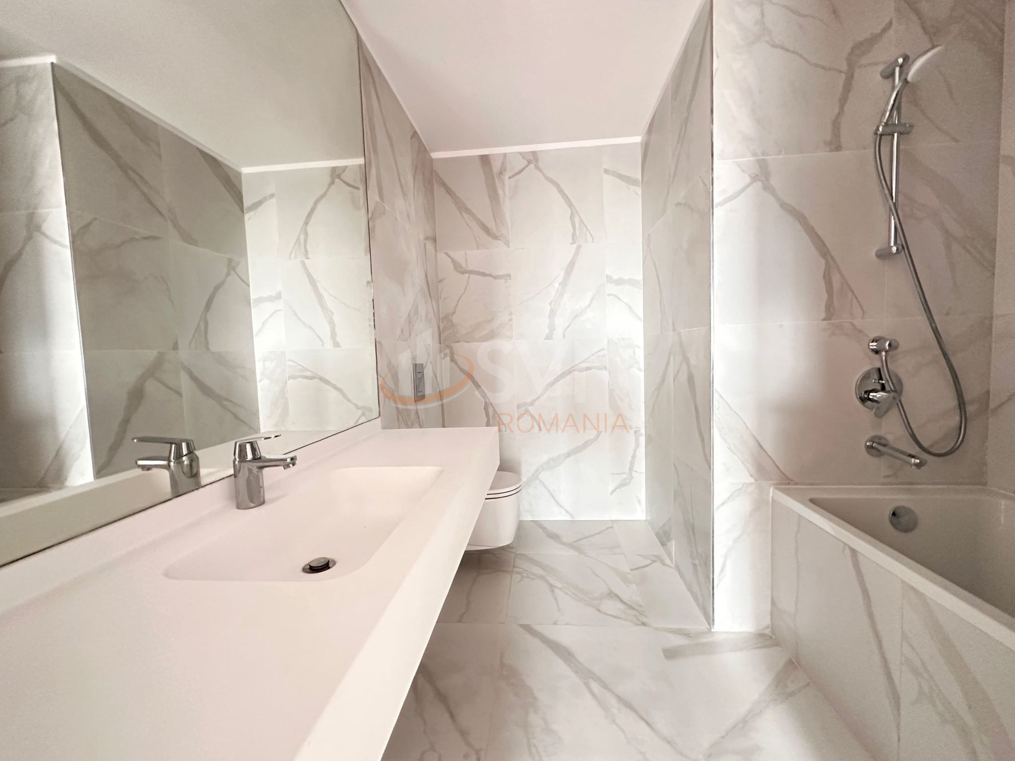 Apartament, 4 camere Bucuresti/Aviatiei