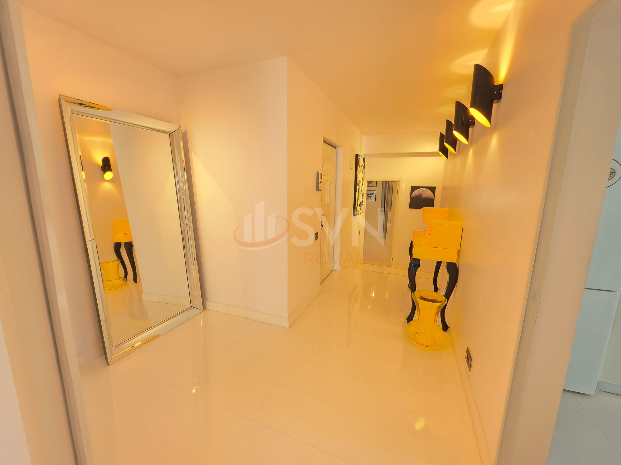 Apartament, 4 camere Bucuresti/Primaverii