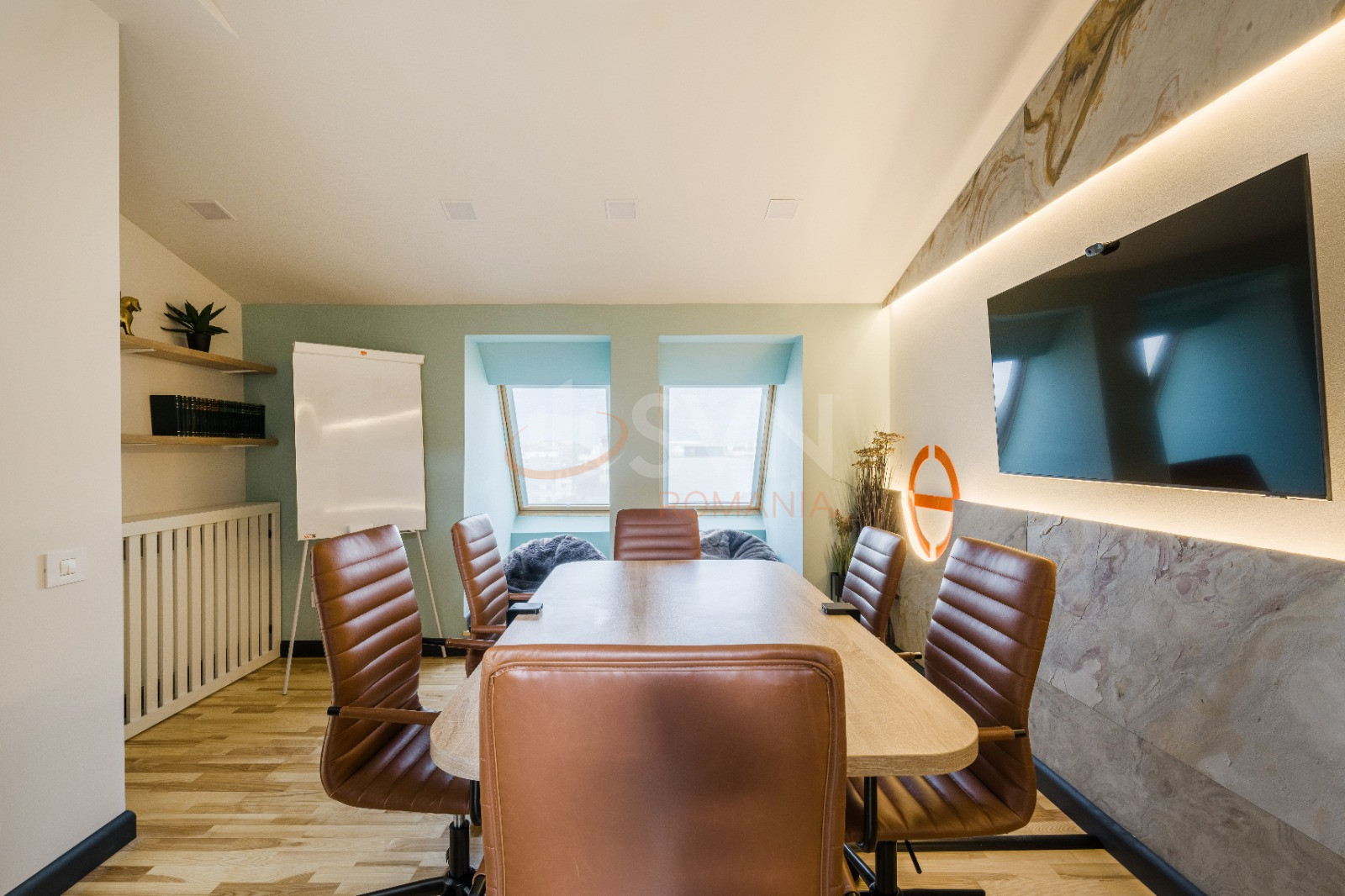Apartament, 4 camere Bucuresti/Primaverii