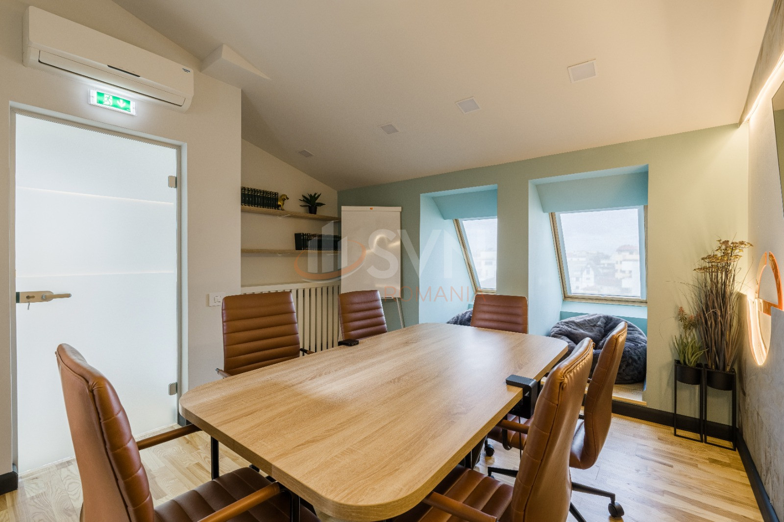 Apartament, 4 camere Bucuresti/Primaverii