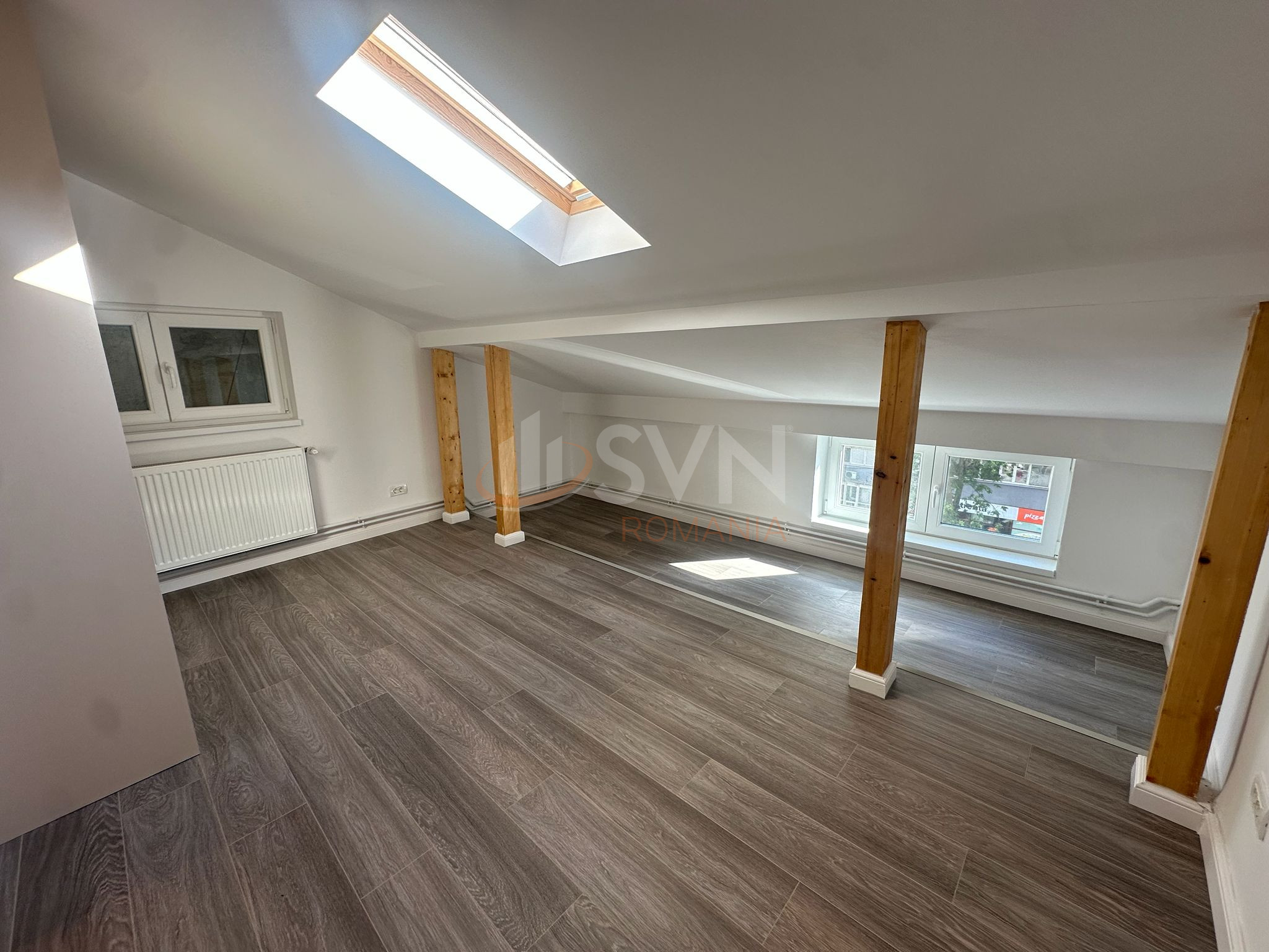 Apartament, 4 camere Bucuresti/1 Mai