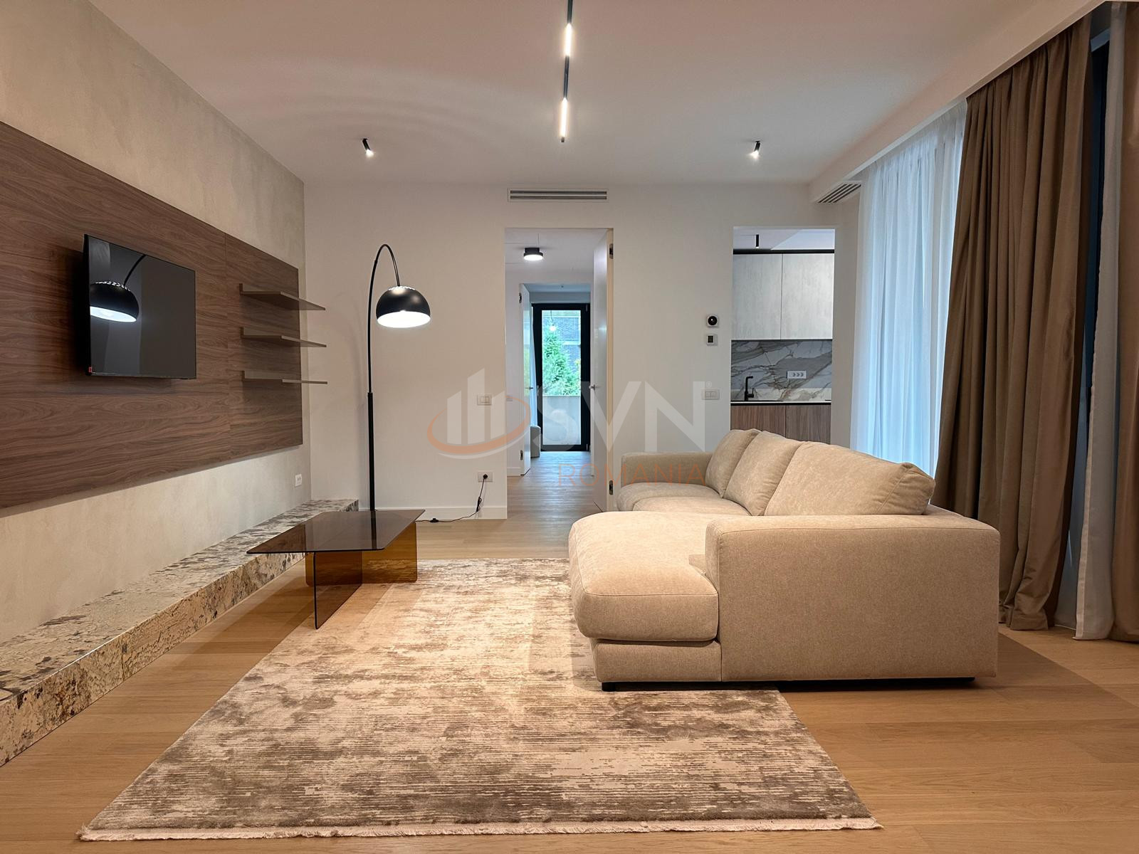 Apartament, 4 camere Bucuresti/Aviatorilor