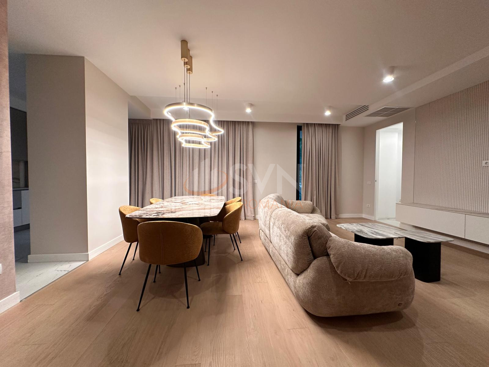 Apartament, 4 camere Bucuresti/Aviatorilor