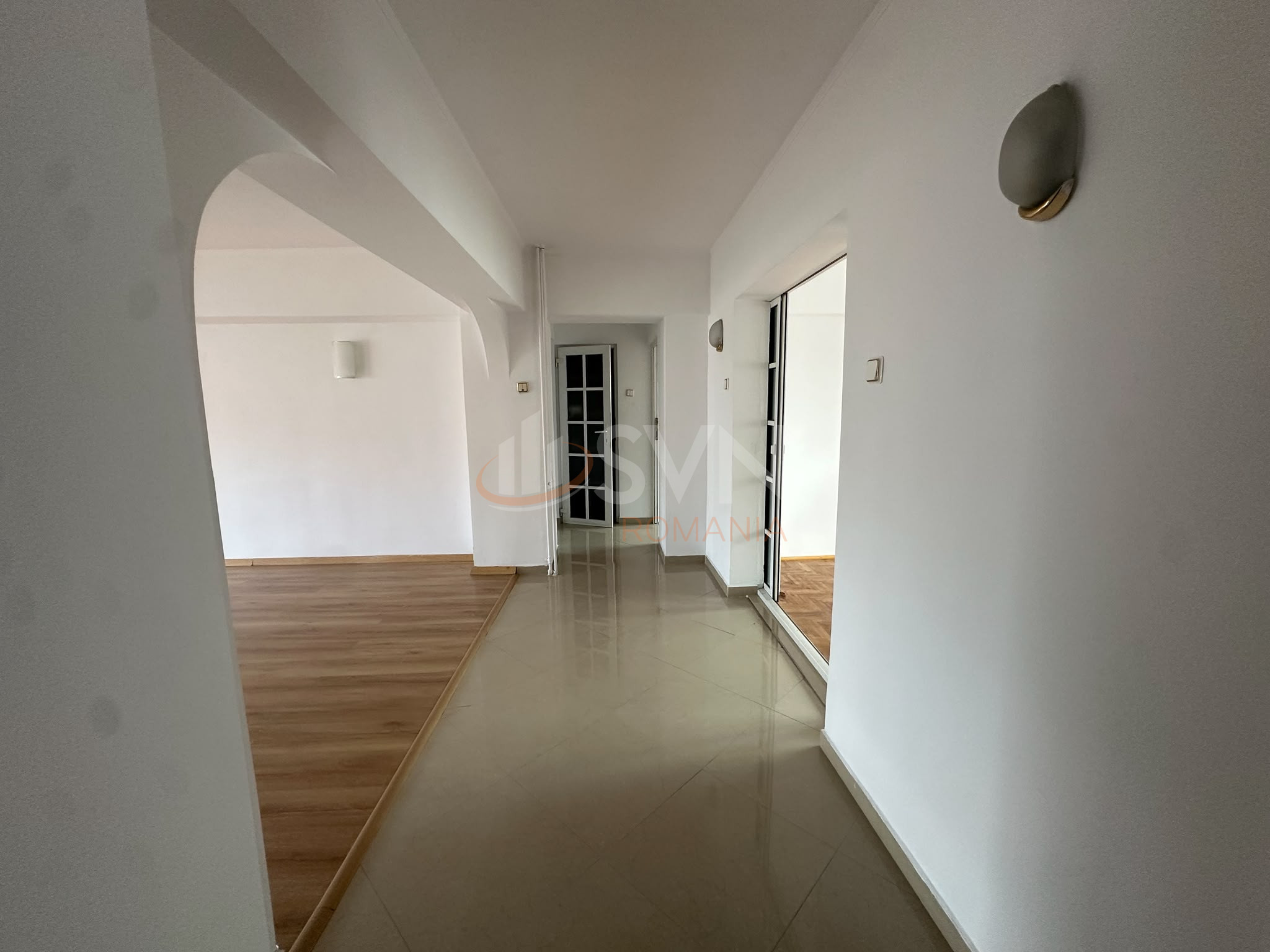 Apartament, 4 camere Bucuresti/Decebal