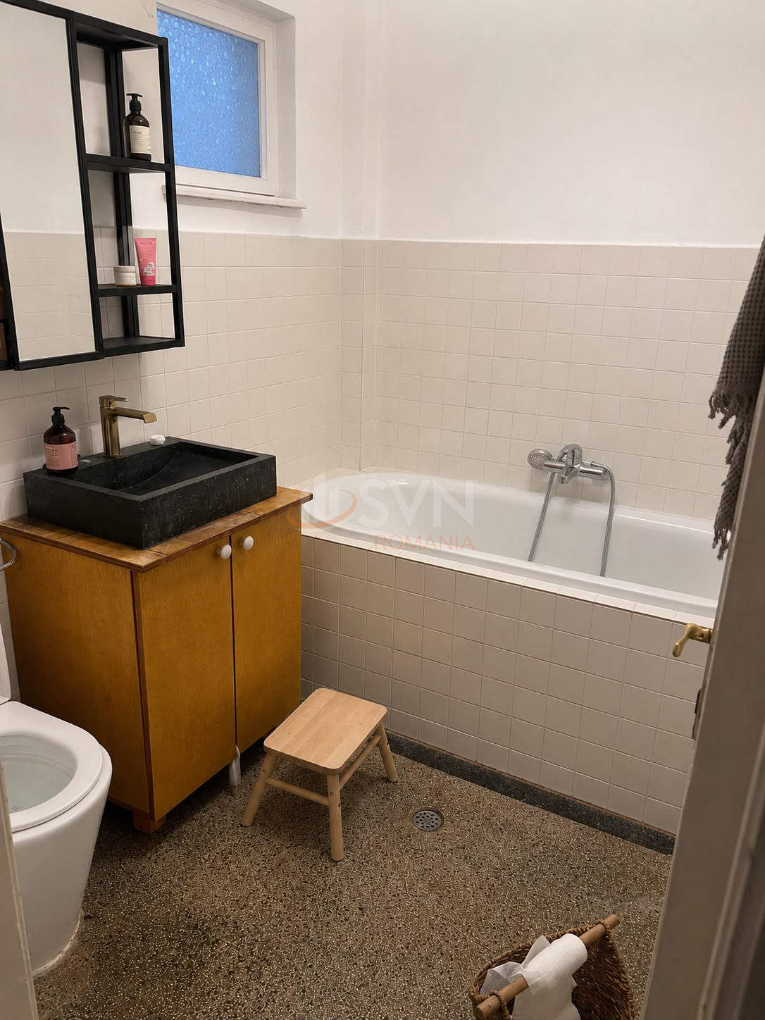 Apartament, 4 camere Bucuresti/P-ta Alba Iulia