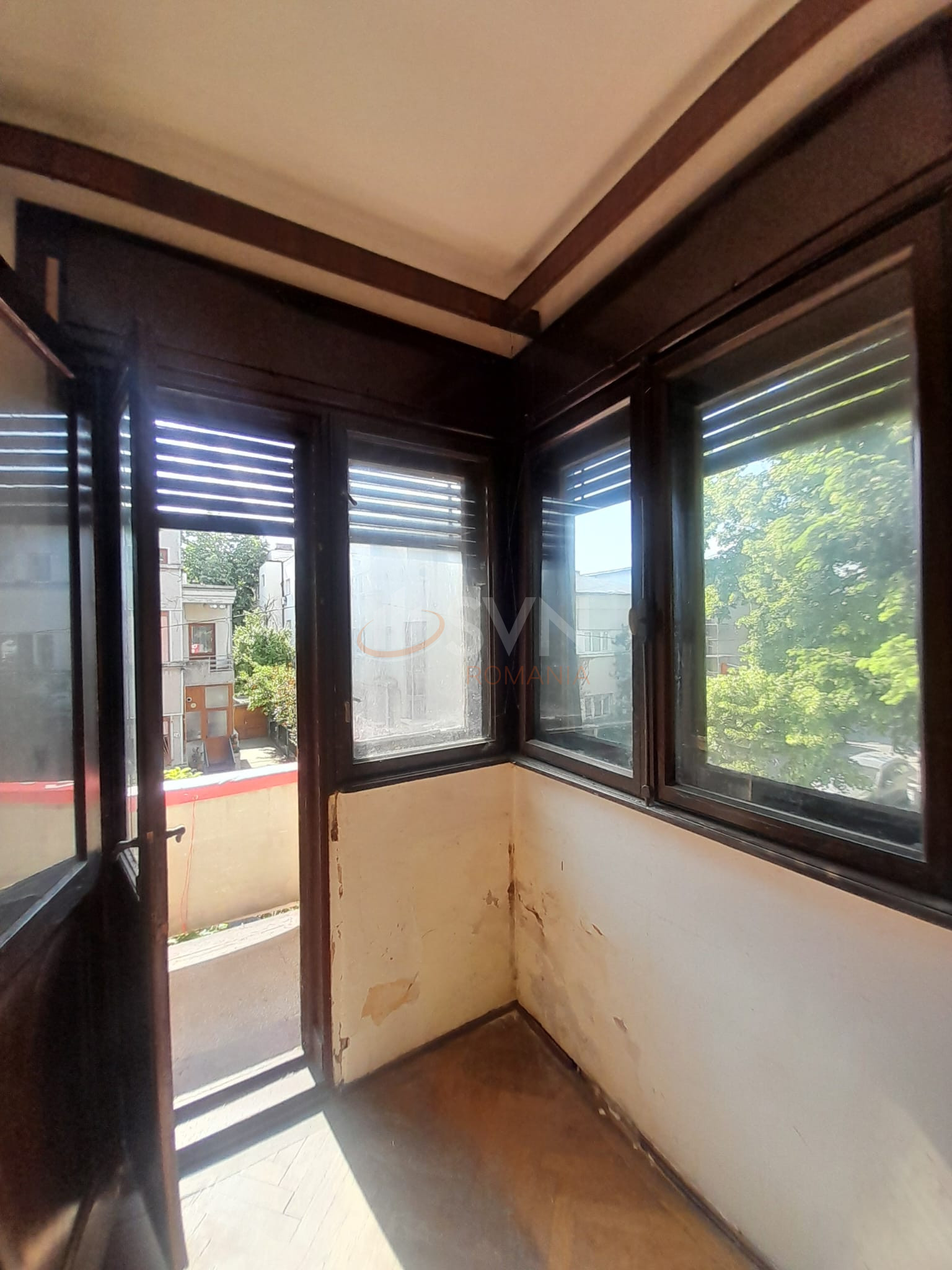 Apartament, 4 camere Bucuresti/P-ta Alba Iulia