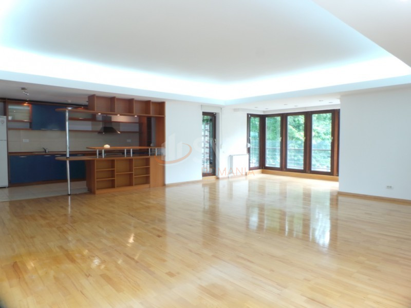 Apartament, 4 camere Bucuresti/Aviatorilor