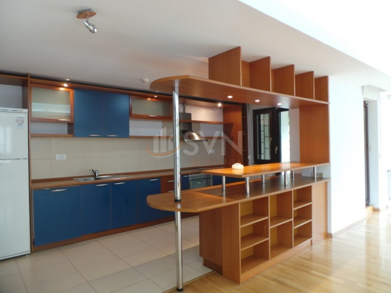 Apartament, 4 camere Bucuresti/Aviatorilor
